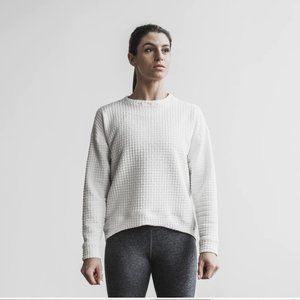 NOBULL WOMEN'S QUILTED CREW PULLOVER - White